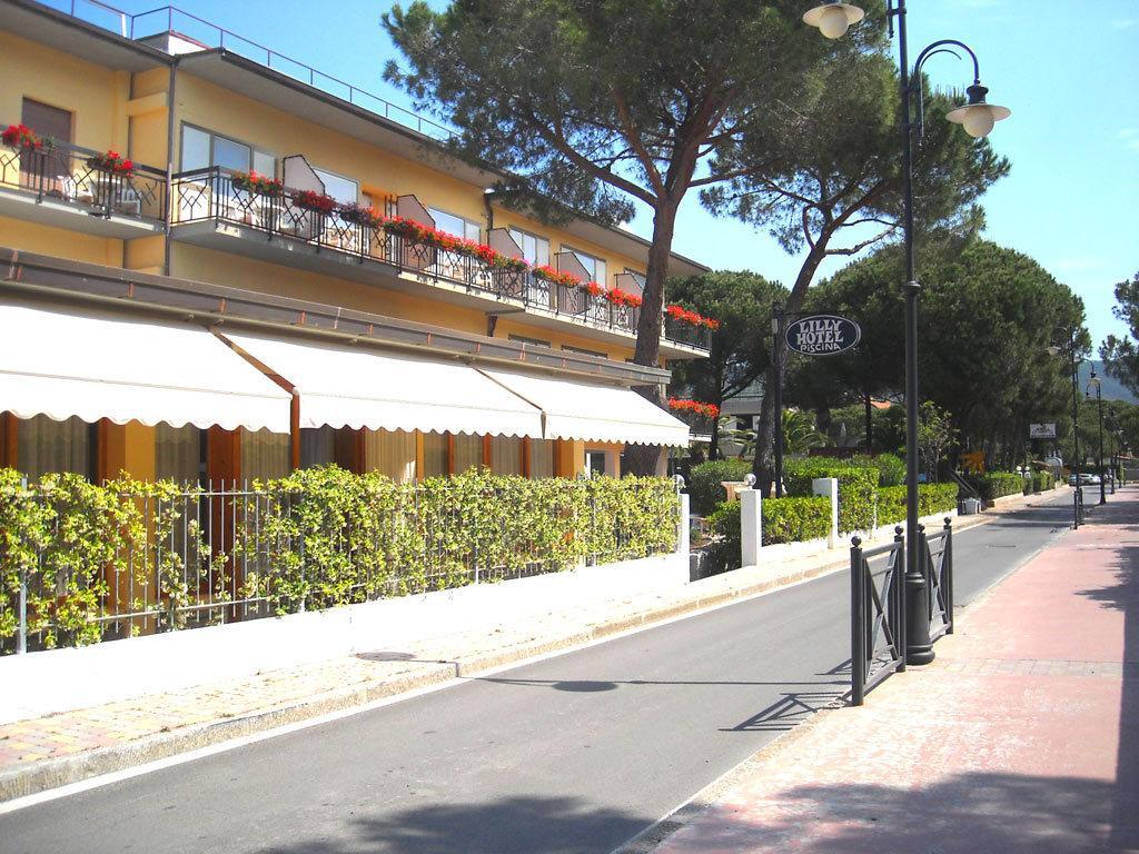 Hotel Lilly Marina di Campo Exterior photo