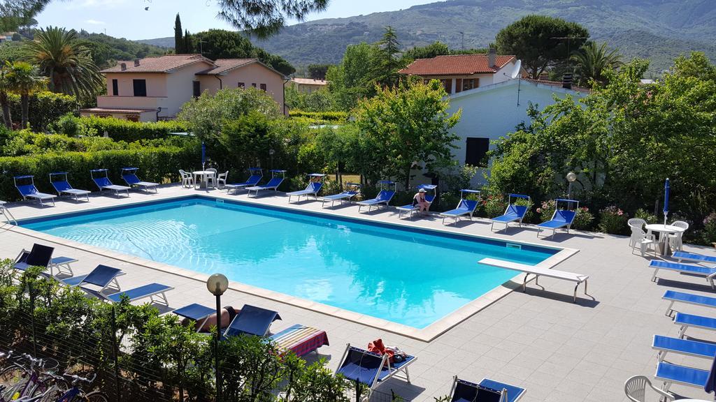 Hotel Lilly Marina di Campo Exterior photo
